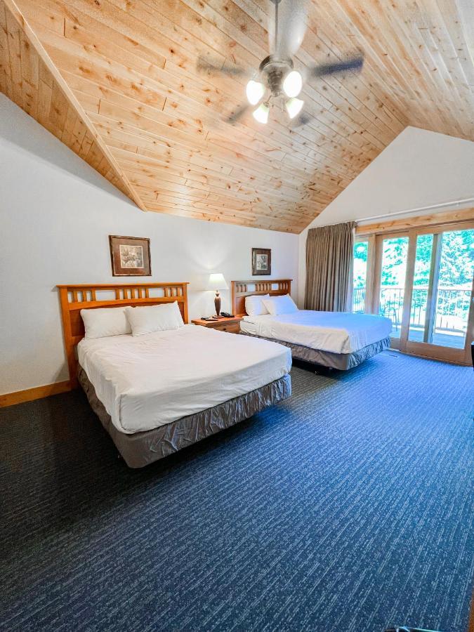 Lodge Ruttger's Bay Deerwood